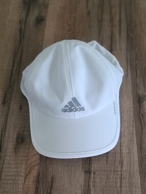 adidas White Performance Baseball Cap with Reflective Logo